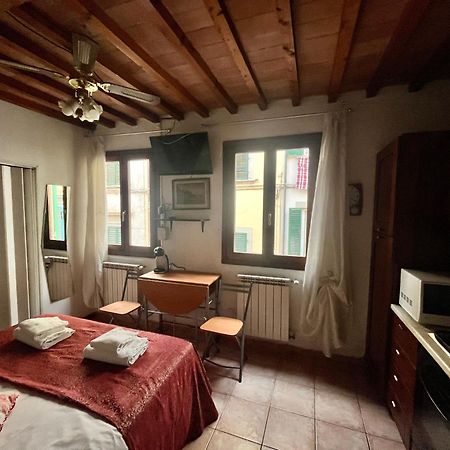 Mini Studio Very Central Close To The Train Station Florence Ngoại thất bức ảnh
