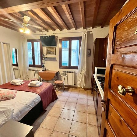 Mini Studio Very Central Close To The Train Station Florence Ngoại thất bức ảnh